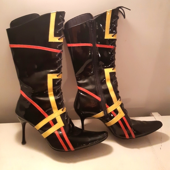 Shoes - Unique Pointy Toe Lace Up Stiletto Boots